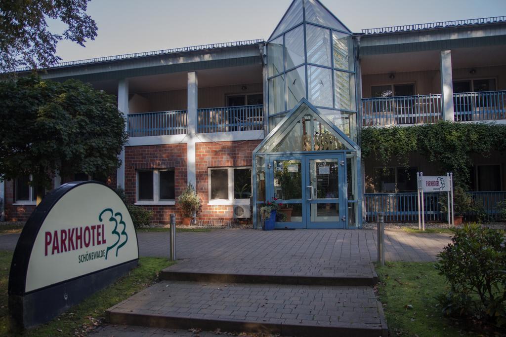 Parkhotel Schoenewalde Bagian luar foto